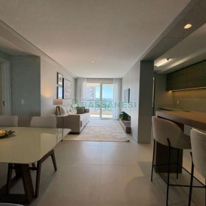 Apartamento com 110m², 3 dormitórios, 2 vagas, no bairro Petrópolis em Caxias do Sul para Comprar