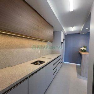 Apartamento com 110m², 3 dormitórios, 2 vagas, no bairro Petrópolis em Caxias do Sul para Comprar
