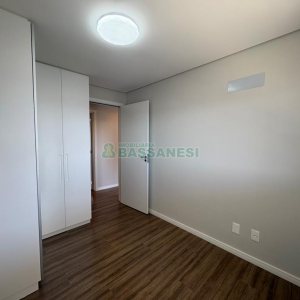 Apartamento com 110m², 3 dormitórios, 2 vagas, no bairro Petrópolis em Caxias do Sul para Comprar