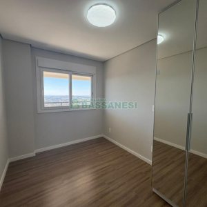 Apartamento com 110m², 3 dormitórios, 2 vagas, no bairro Petrópolis em Caxias do Sul para Comprar