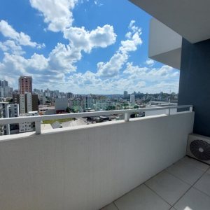 Apto Mobiliado com 60m², 1 dormitório, 1 vaga, no bairro Lourdes em Caxias do Sul para Alugar