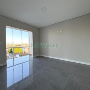 Casa com 160m², 3 dormitórios, no bairro Charqueadas em Caxias do Sul para Alugar