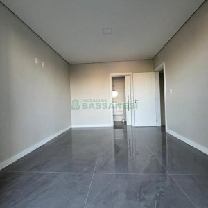 Casa com 160m², 3 dormitórios, no bairro Charqueadas em Caxias do Sul para Alugar