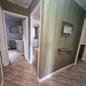 Casa com 150m², 3 dormitórios, 2 vagas, no bairro Planalto em Caxias do Sul para Alugar
