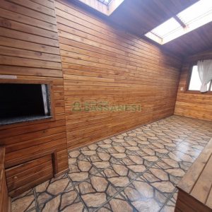 Casa com 150m², 3 dormitórios, 2 vagas, no bairro Planalto em Caxias do Sul para Alugar