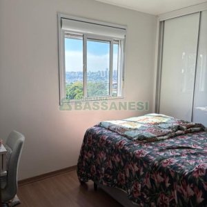 Apartamento com 55m², 2 dormitórios, 1 vaga, no bairro Vinhedos em Caxias do Sul para Alugar
