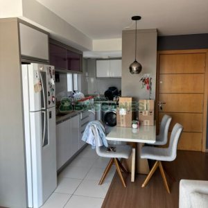 Apartamento com 55m², 2 dormitórios, 1 vaga, no bairro Vinhedos em Caxias do Sul para Alugar