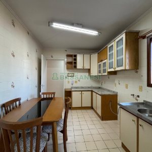 Apartamento com 84m², 2 dormitórios, 1 vaga, no bairro Rio Branco em Caxias do Sul para Alugar