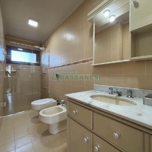 Apartamento com 84m², 2 dormitórios, 1 vaga, no bairro Rio Branco em Caxias do Sul para Alugar