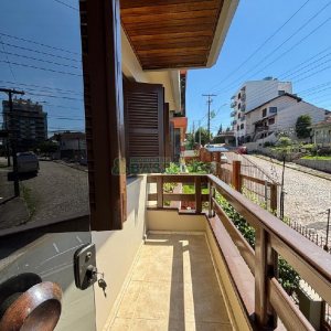 Apartamento com 84m², 2 dormitórios, 1 vaga, no bairro Rio Branco em Caxias do Sul para Alugar