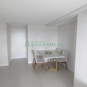 Apartamento com 110m², 3 dormitórios, 1 vaga, no bairro Petrópolis em Caxias do Sul para Alugar