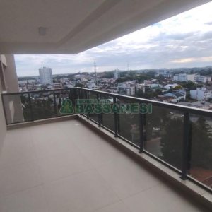 Apartamento com 110m², 3 dormitórios, 1 vaga, no bairro Petrópolis em Caxias do Sul para Alugar