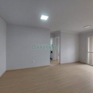 Apartamento com 55m², 2 dormitórios, 1 vaga, no bairro Panazzolo em Caxias do Sul para Alugar