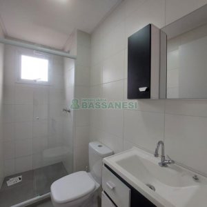Apartamento com 55m², 2 dormitórios, 1 vaga, no bairro Panazzolo em Caxias do Sul para Alugar