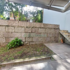 Casa Comercial com 280m², 3 dormitórios, 2 vagas, no bairro Cinqüentenário em Caxias do Sul para Alugar