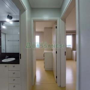 Apto Mobiliado com 52m², 2 dormitórios, 1 vaga, no bairro Diamantino em Caxias do Sul para Alugar