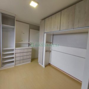 Apto Mobiliado com 52m², 2 dormitórios, 1 vaga, no bairro Diamantino em Caxias do Sul para Alugar