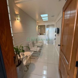 Sala com 75m², no bairro Lourdes em Caxias do Sul para Comprar