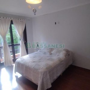 Casa com 301m², 6 dormitórios, 2 vagas, no bairro Ana Rech em Caxias do Sul para Comprar