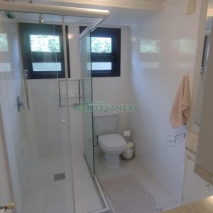 Casa com 301m², 6 dormitórios, 2 vagas, no bairro Ana Rech em Caxias do Sul para Comprar