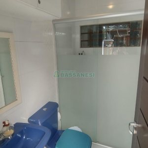 Casa com 301m², 6 dormitórios, 2 vagas, no bairro Ana Rech em Caxias do Sul para Comprar