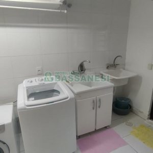 Casa com 301m², 6 dormitórios, 2 vagas, no bairro Ana Rech em Caxias do Sul para Comprar