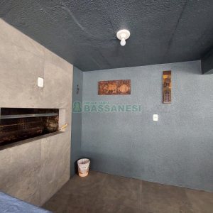 Casa com 90m², 2 dormitórios, 1 vaga, no bairro Jardim Eldorado em Caxias do Sul para Alugar