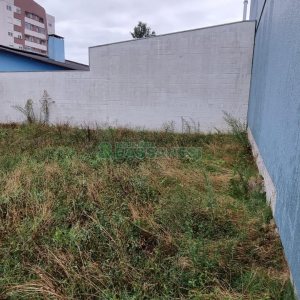Terreno, no bairro Santa Lúcia em Caxias do Sul para Comprar