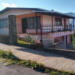 Casa com 160m², 3 dormitórios, 1 vaga, no bairro Jardim Eldorado em Caxias do Sul para Comprar