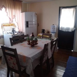 Casa com 160m², 3 dormitórios, 1 vaga, no bairro Jardim Eldorado em Caxias do Sul para Comprar