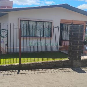 Casa com 160m², 3 dormitórios, 1 vaga, no bairro Jardim Eldorado em Caxias do Sul para Comprar