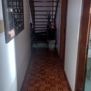 Casa com 301m², 3 dormitórios, 2 vagas, no bairro Vila Verde em Caxias do Sul para Comprar