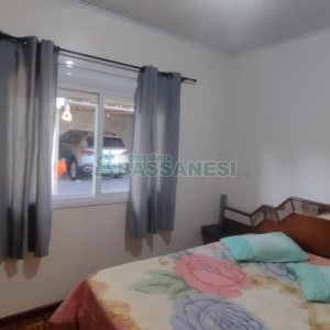 Casa com 301m², 3 dormitórios, 2 vagas, no bairro Vila Verde em Caxias do Sul para Comprar