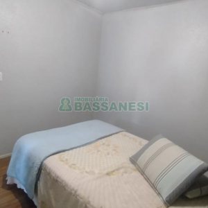 Casa com 301m², 3 dormitórios, 2 vagas, no bairro Vila Verde em Caxias do Sul para Comprar