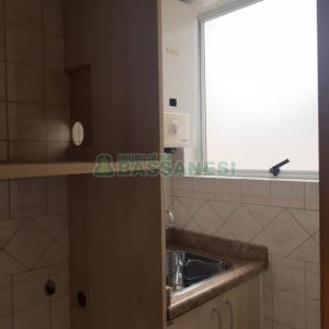 Apartamento com 62m², 2 dormitórios, 2 vagas, no bairro Universitário em Caxias do Sul para Comprar