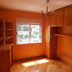Apartamento com 62m², 2 dormitórios, 2 vagas, no bairro Universitário em Caxias do Sul para Comprar