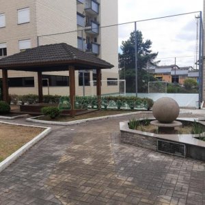 Apartamento com 62m², 2 dormitórios, 2 vagas, no bairro Universitário em Caxias do Sul para Comprar