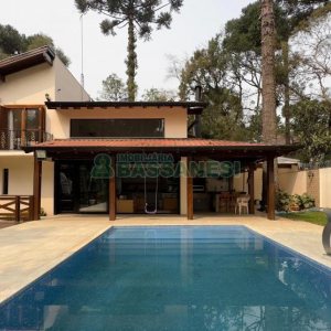 Casa com 100m², 2 dormitórios, 2 vagas, no bairro Ana Rech em Caxias do Sul para Alugar