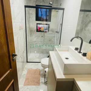 Casa com 100m², 2 dormitórios, 2 vagas, no bairro Ana Rech em Caxias do Sul para Alugar