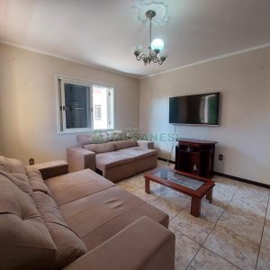 Casa com 145m², 3 dormitórios, 1 vaga, no bairro Ana Rech em Caxias do Sul para Alugar