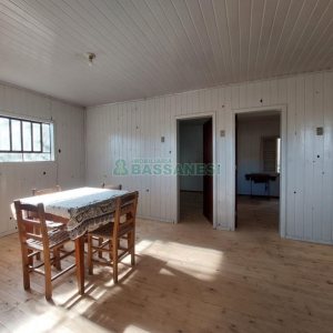 Casa com 64m², 2 dormitórios, no bairro Bela Vista em Caxias do Sul para Alugar