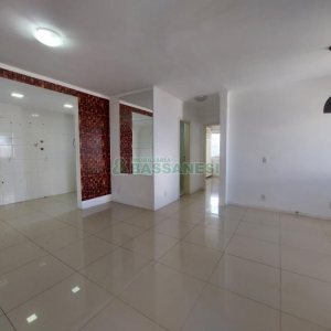 Apto Mobiliado com 65m², 2 dormitórios, 1 vaga, no bairro Lourdes em Caxias do Sul para Alugar