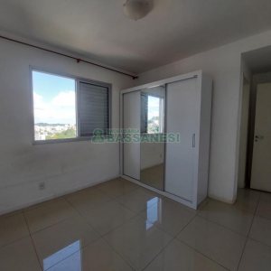 Apto Mobiliado com 65m², 2 dormitórios, 1 vaga, no bairro Lourdes em Caxias do Sul para Alugar