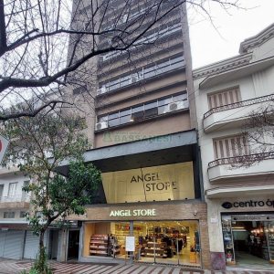 Sala com 60m², no bairro Centro em Caxias do Sul para Alugar