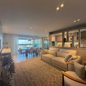 Apartamento com 129m², 3 dormitórios, 2 vagas, no bairro Petrópolis em Caxias do Sul para Comprar