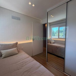 Apartamento com 129m², 3 dormitórios, 2 vagas, no bairro Petrópolis em Caxias do Sul para Comprar