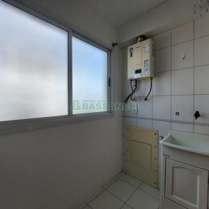 Apto Mobiliado com 60m², 2 dormitórios, 1 vaga, no bairro Sagrada Família em Caxias do Sul para Alugar