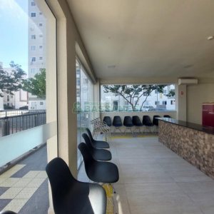 Apartamento com 45m², 2 dormitórios, 1 vaga, no bairro Panazzolo em Caxias do Sul para Alugar