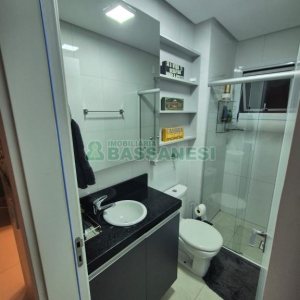 Apto Mobiliado com 64m², 2 dormitórios, 1 vaga, no bairro São Luiz em Caxias do Sul para Alugar