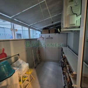 Apto Mobiliado com 64m², 2 dormitórios, 1 vaga, no bairro São Luiz em Caxias do Sul para Alugar